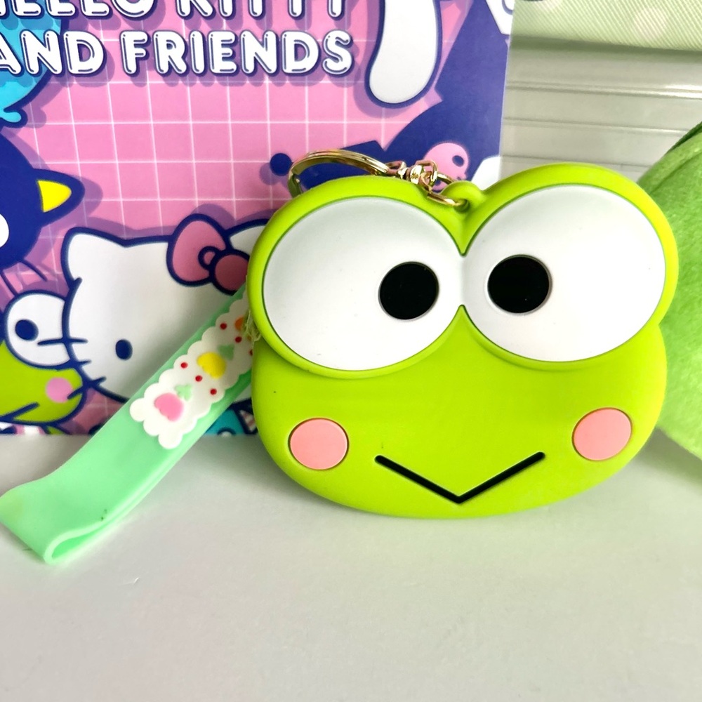 💚Keroppi Lover’s Adorable 4-Piece Bundle! - Picture 9 of 12